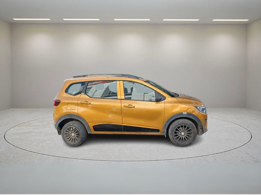 RENAULT TRIBER RXL 2019