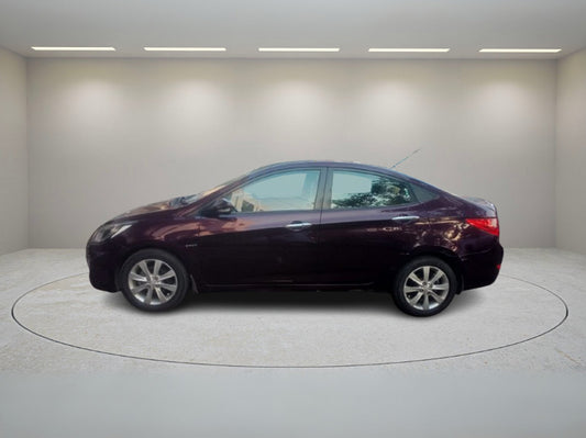 HYUNDAI VERNA SX O AT 2011