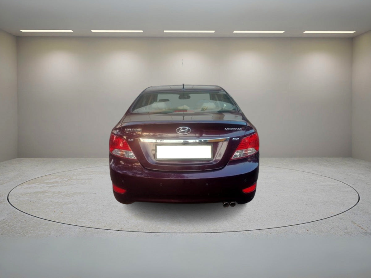 HYUNDAI VERNA SX O AT 2011