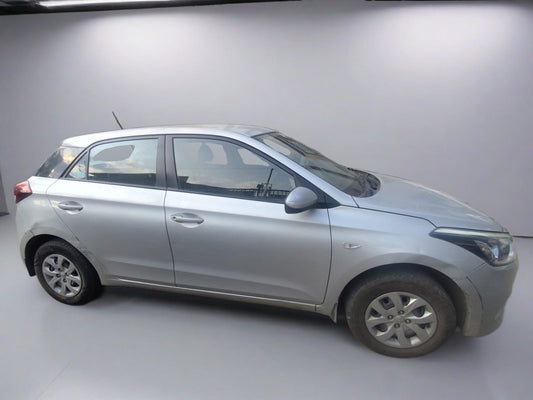 Used Hyundai i20 Magna CNG 2017 — Delhi