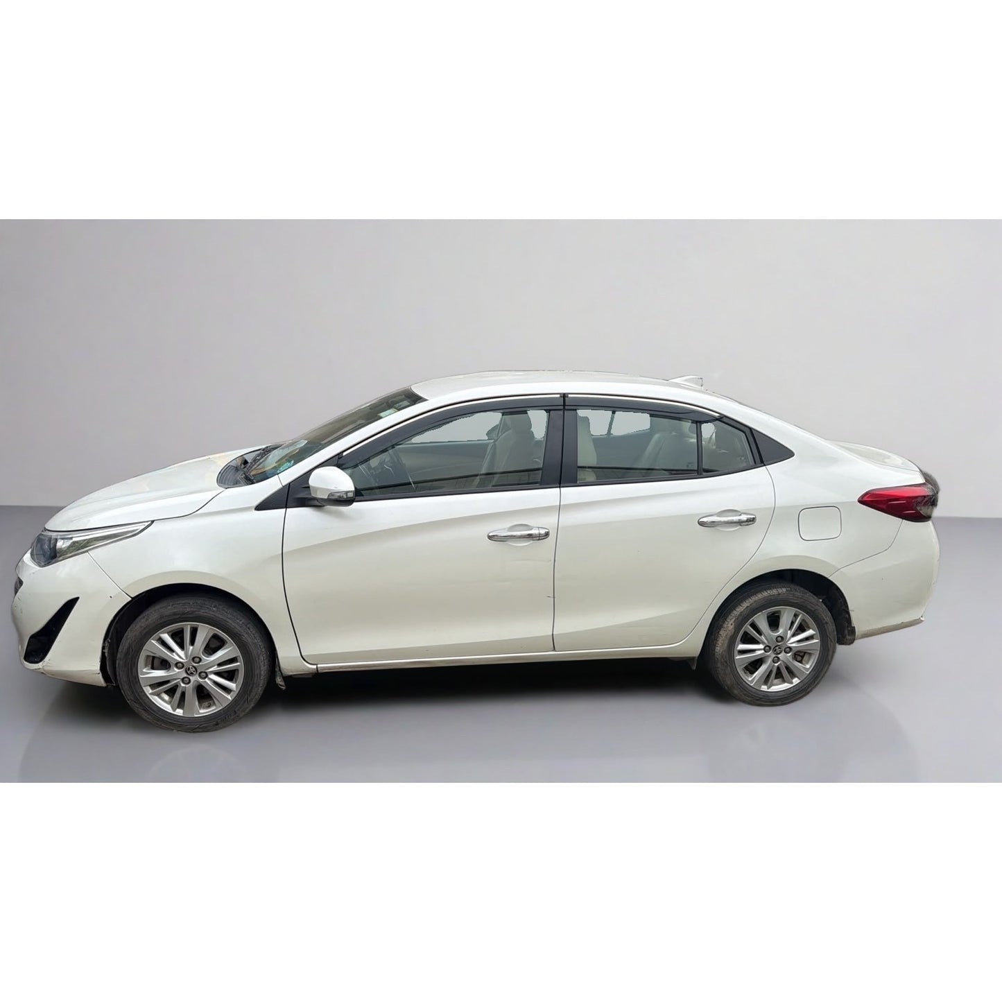 Used Toyota Yaris VX CVT 2018 — Delhi