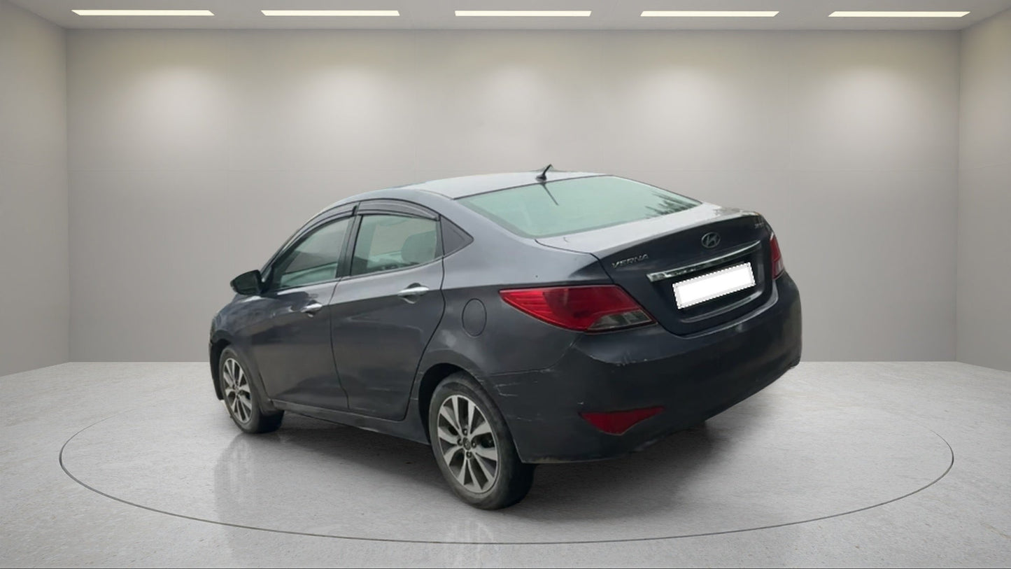 Hyundai Verna SX