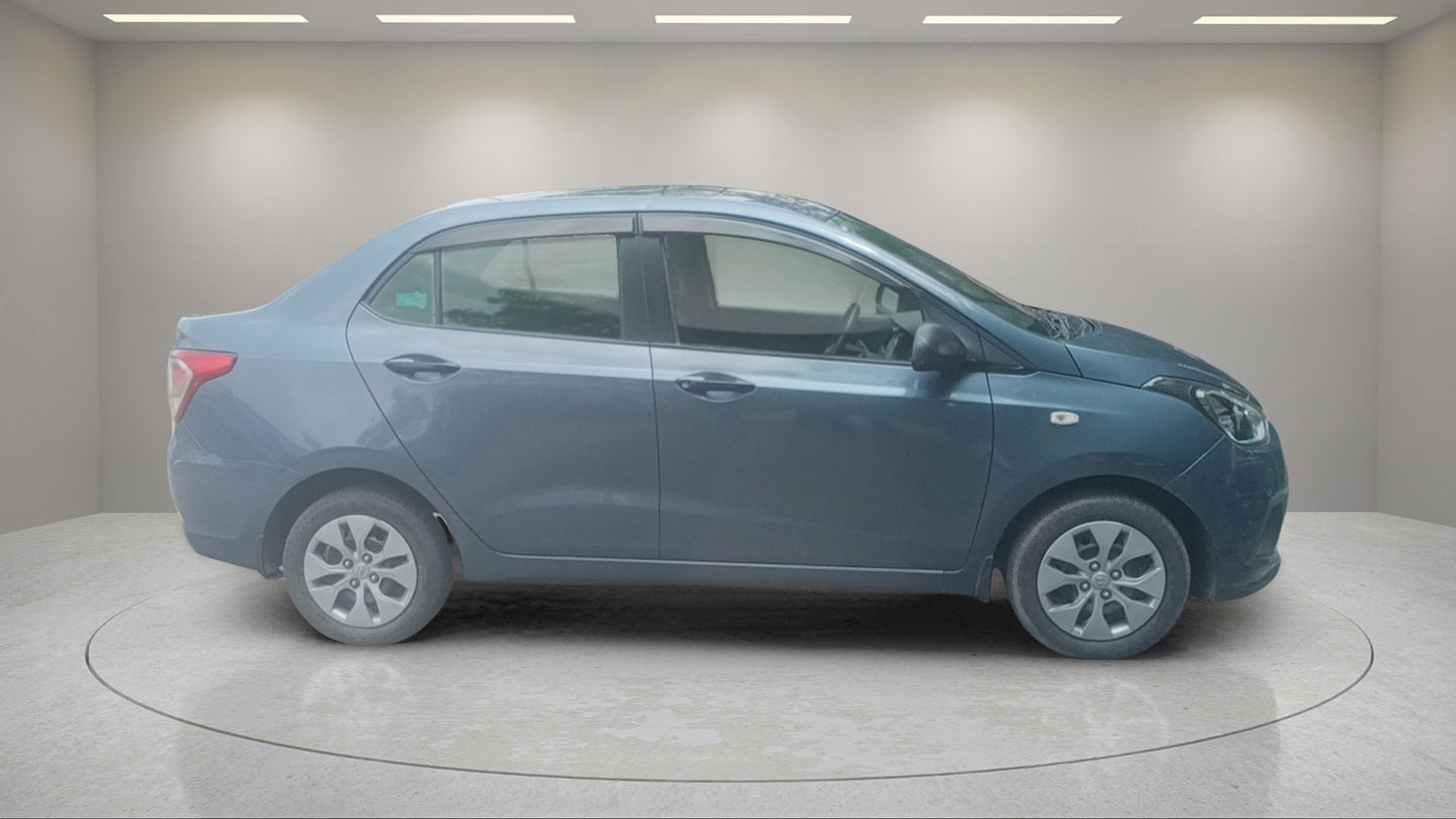 Hyundai Xcent 2015