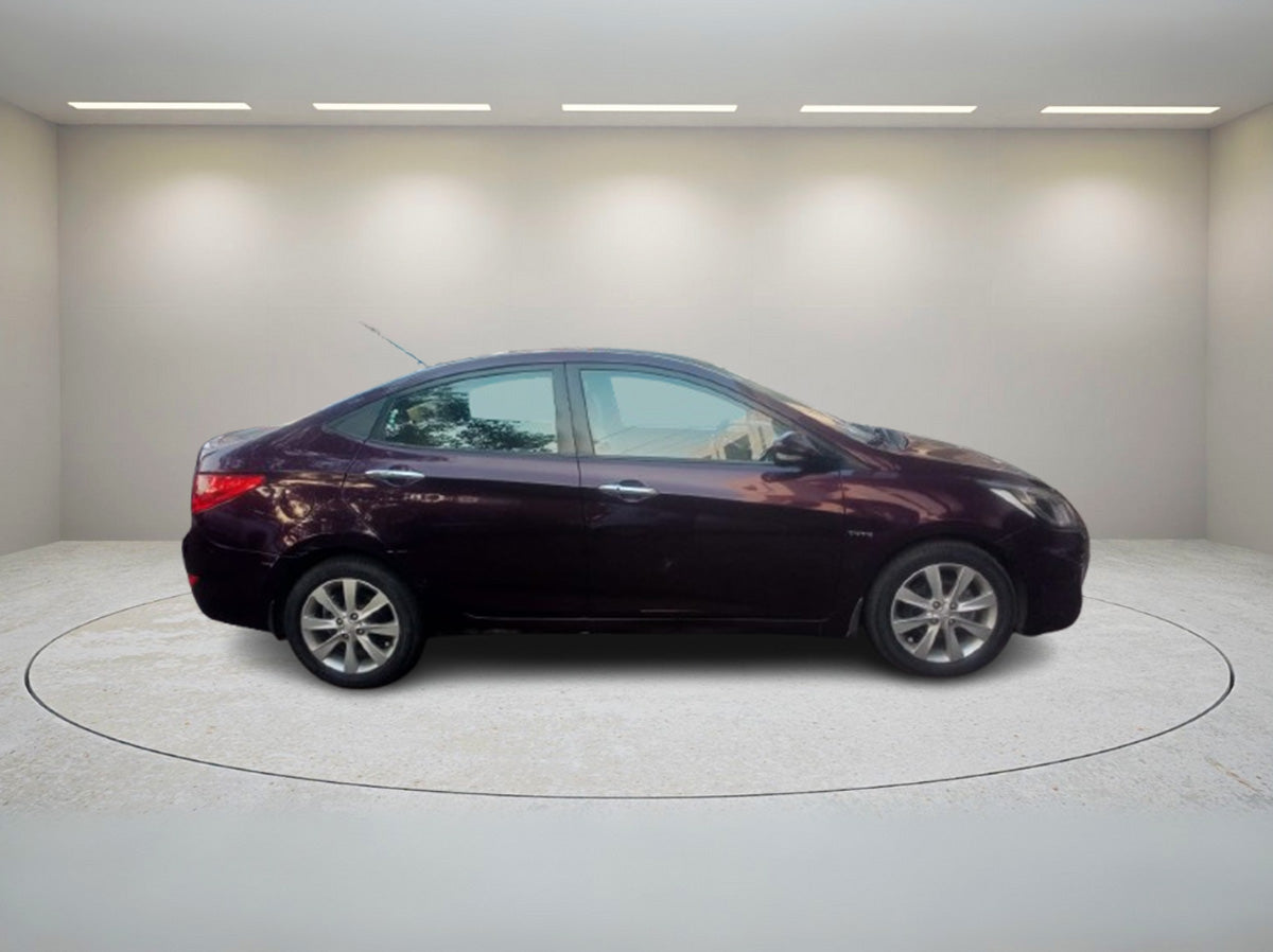 HYUNDAI VERNA SX O AT 2011