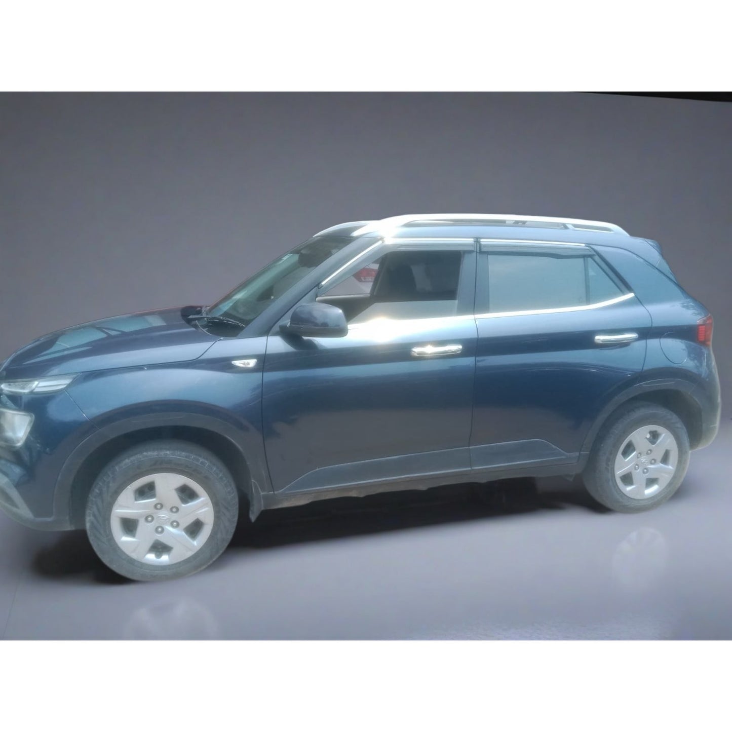 Used Hyundai Venue S MT 2021 — Delhi