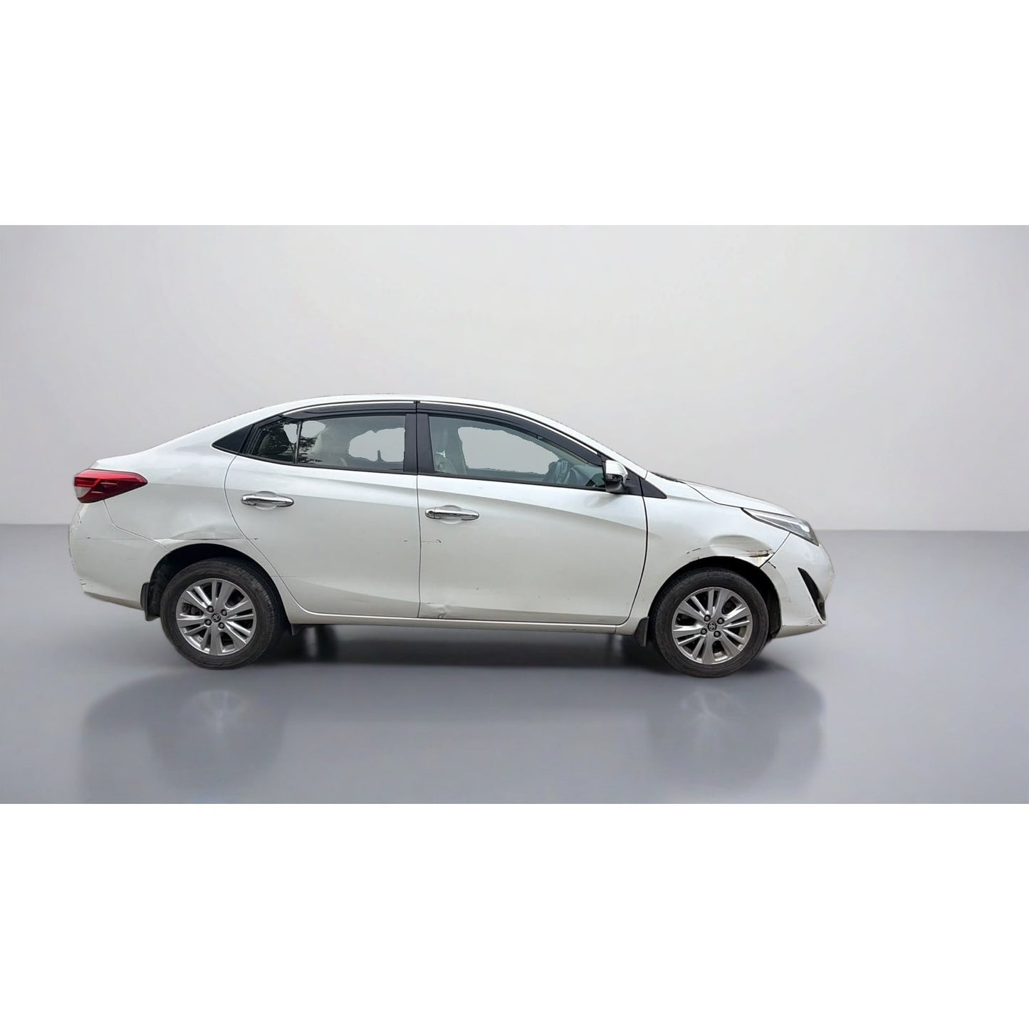 Used Toyota Yaris VX CVT 2018 — Delhi