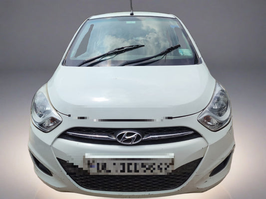 Used Hyundai i10 Magna 1.2 2012 (White) — Delhi
