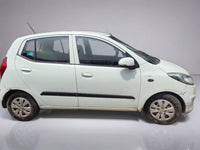 Used Hyundai i10 Magna 1.2 2012 (White) — Delhi